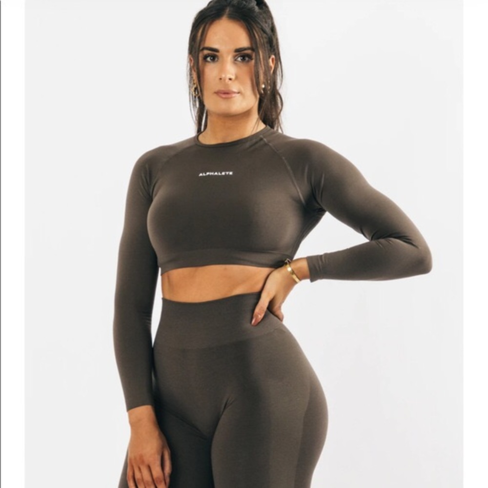COPY - alphalete amplify mocha long sleeve